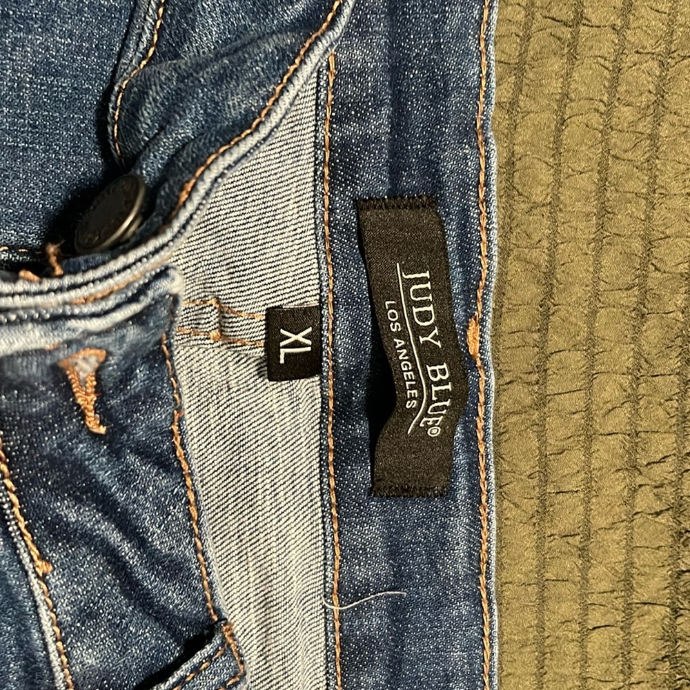 Judy blue shorts